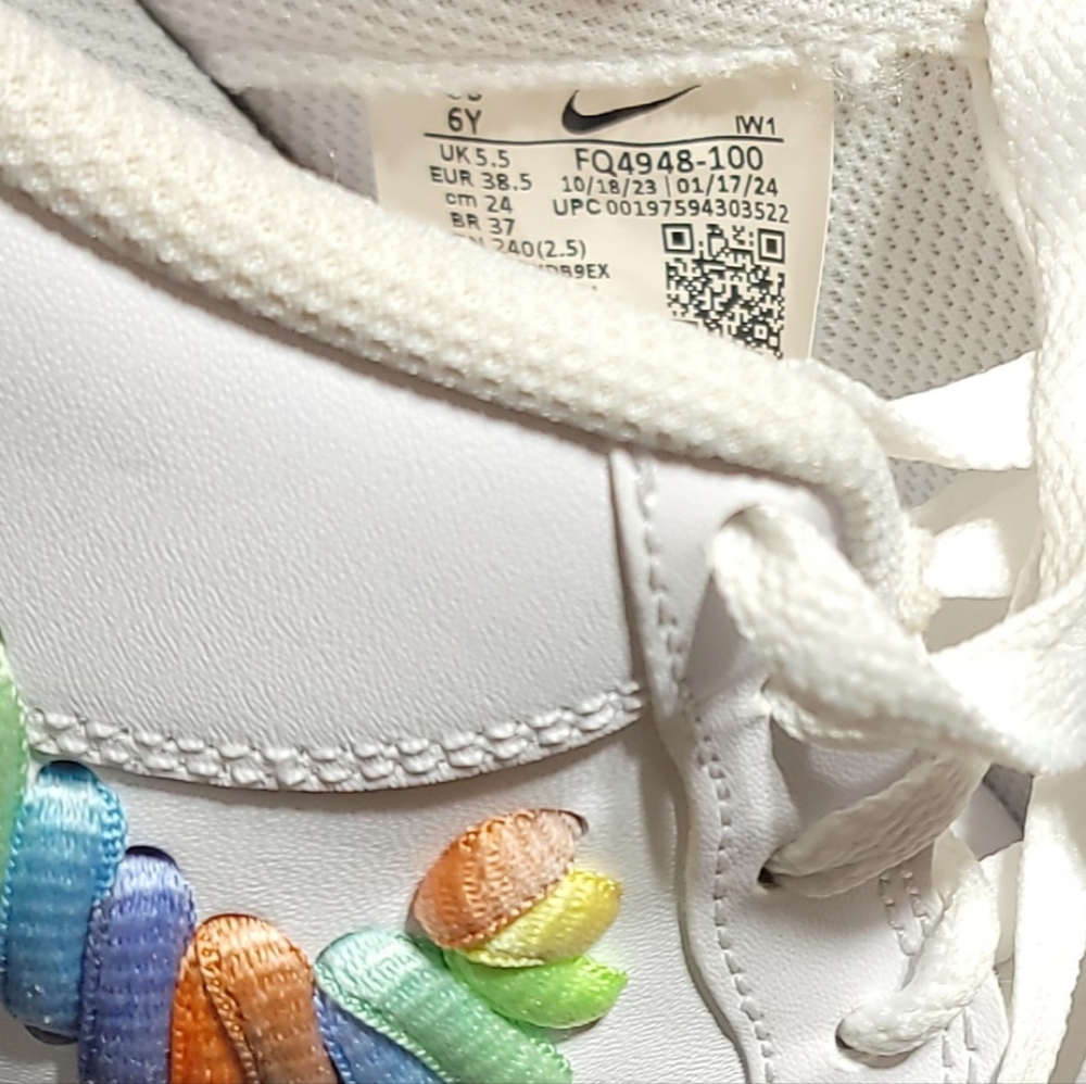 Nike Air Force 1 Low GS 'Rainbow Lace Swoosh' 6Y / 7.5W - Picture 6 of 6